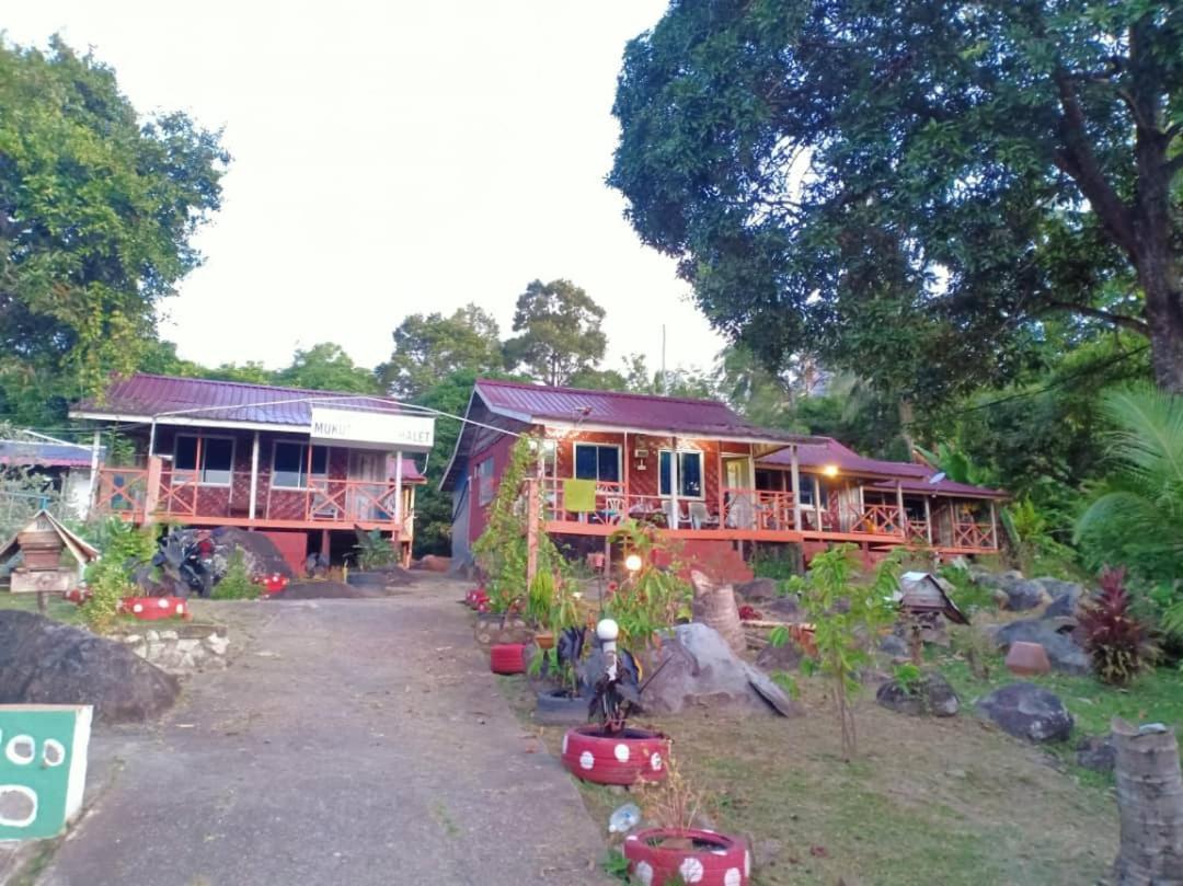 Mukut Coral Chalet Kampong Mukut Eksteriør bilde