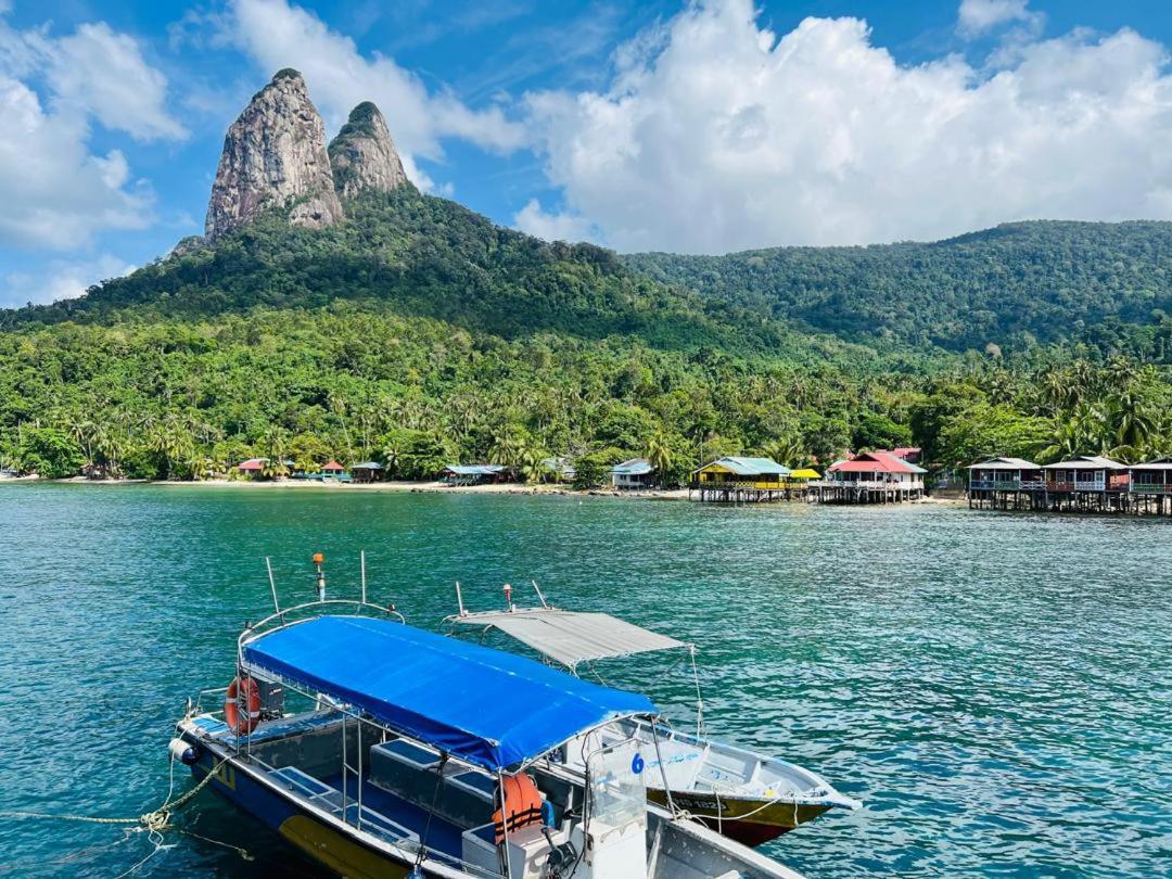Mukut Coral Chalet Kampong Mukut Eksteriør bilde