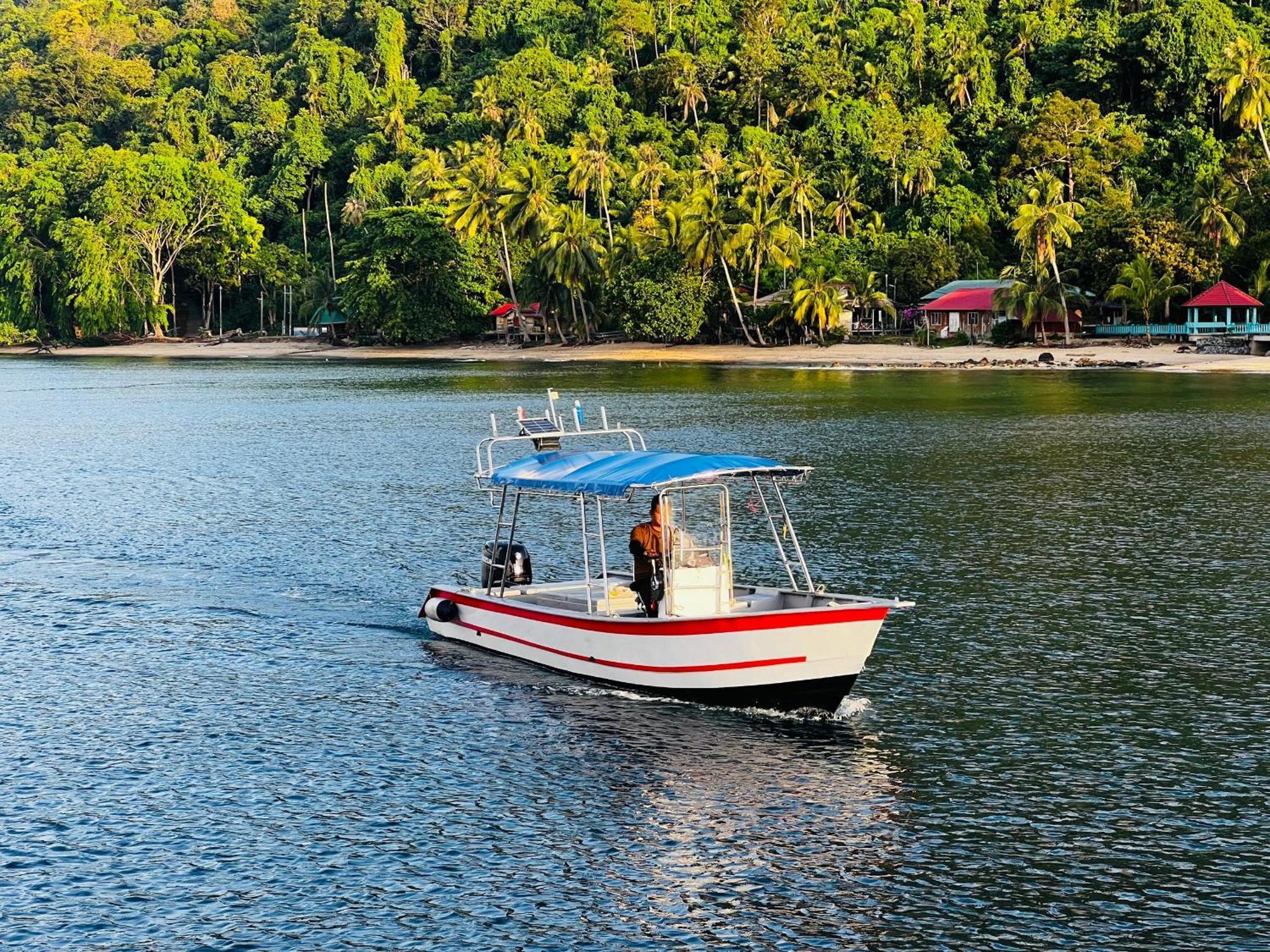 Mukut Coral Chalet Kampong Mukut Eksteriør bilde